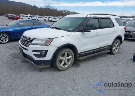 2016 Ford Explorer Xlt z USA, uszkodzony, nr VIN 1FM5K8D88GGA77467